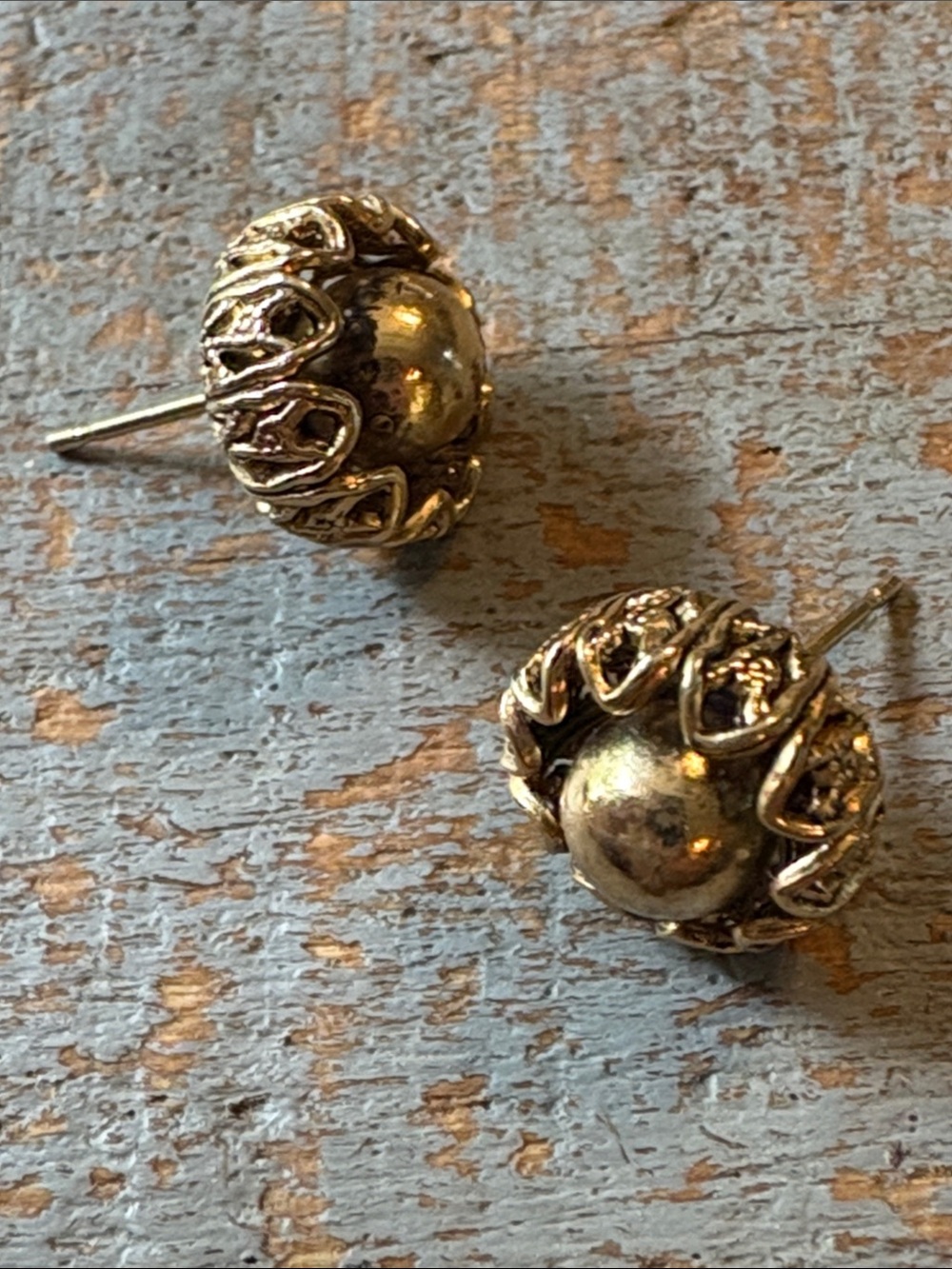 Antique-Style Gold Floral Stud Earrings